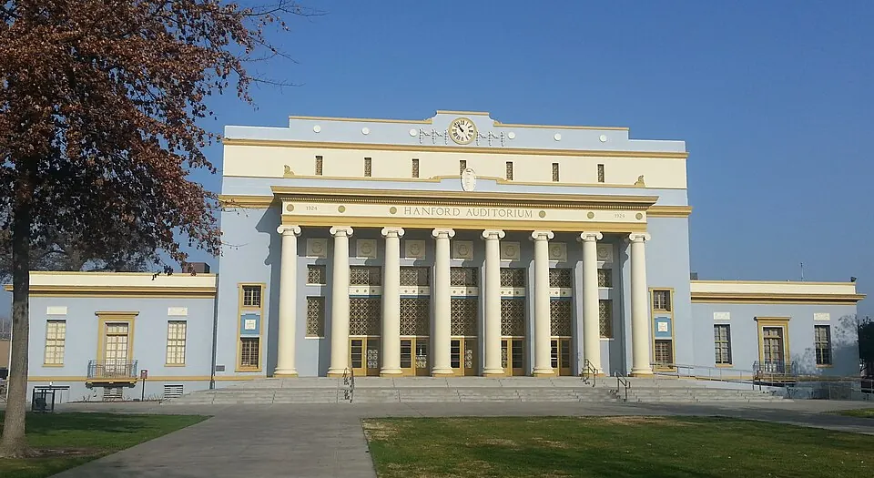 A historic building in Hanford (photographed 2014)