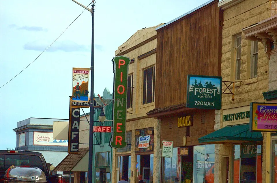 Downtown Susanville (photographed 2007)
