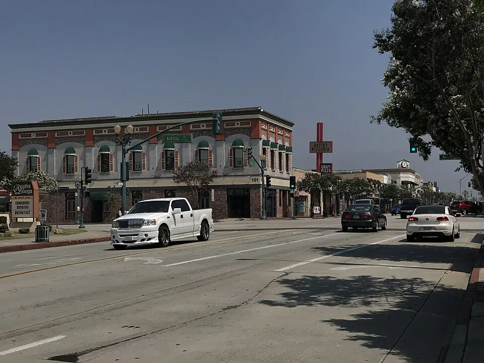 A view of Covina, California