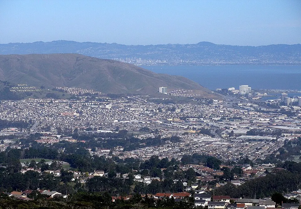 A view of South San Francisco, California (photographed 2007)