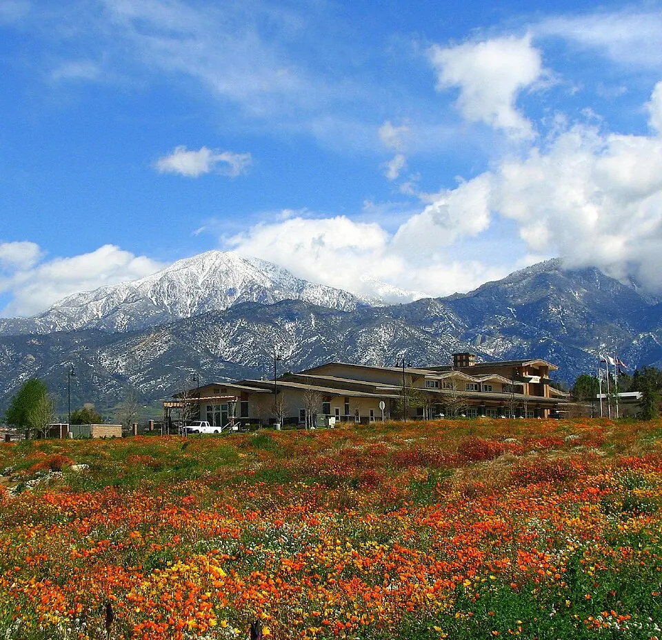 A view of Yucaipa, California (photographed 2008)